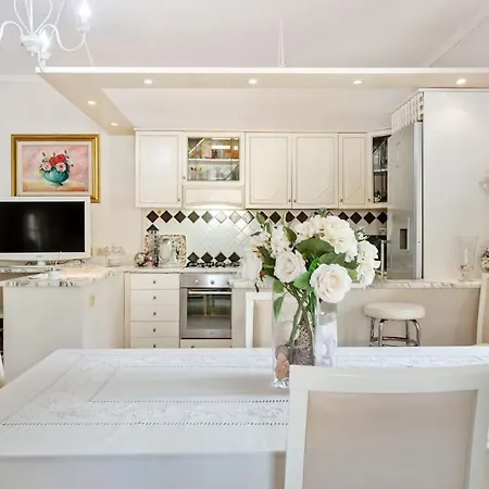 Elegant Historic House -10 Min To The Center - * Olbia